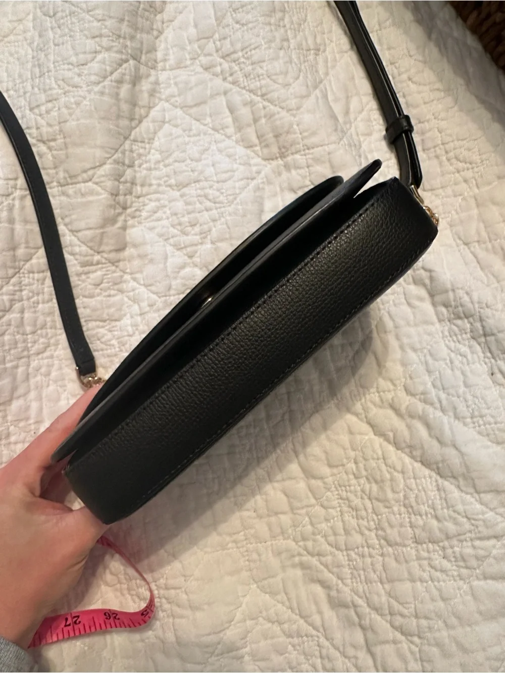 kate spade black leather shoulder bag with gold chain